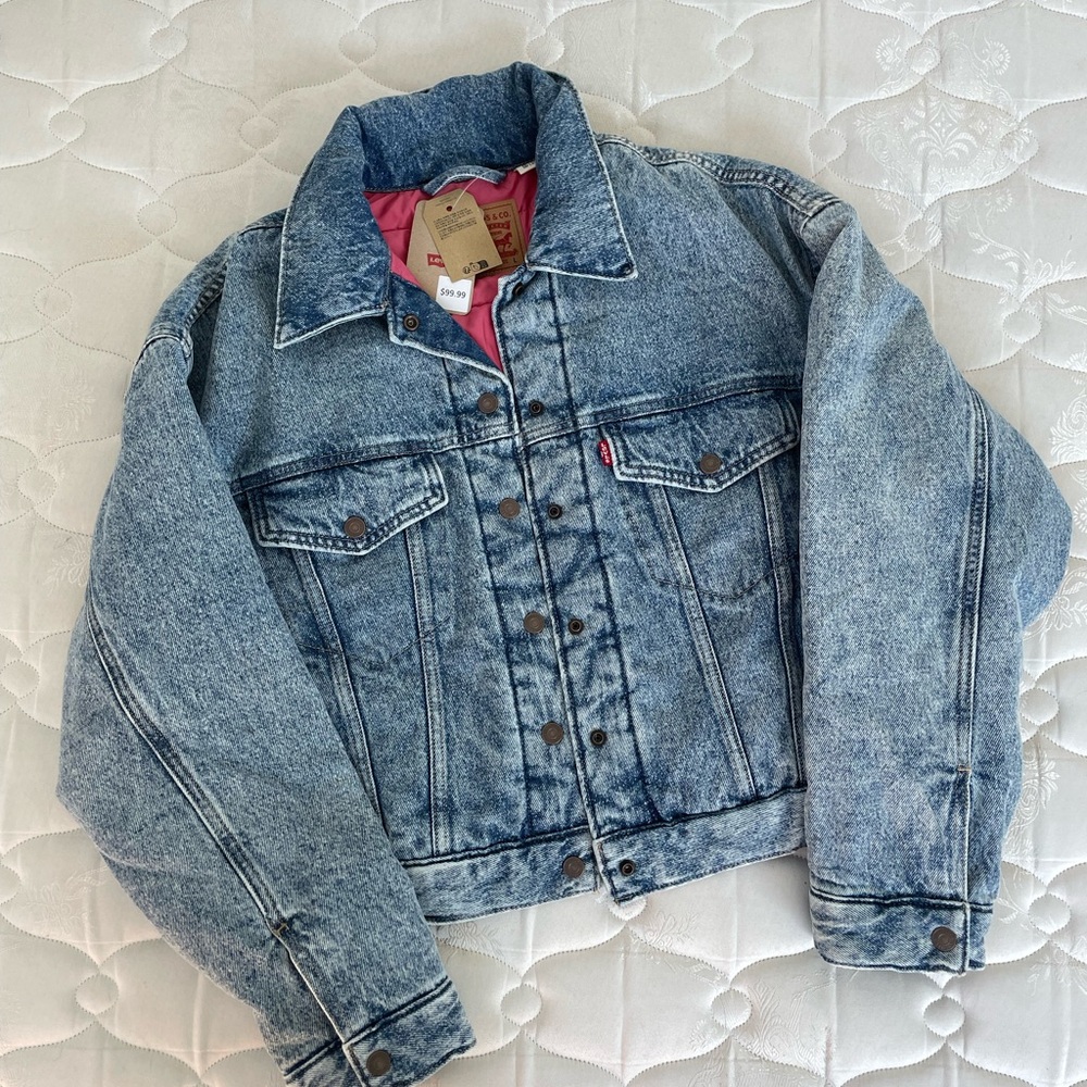 Levi's Denim Jacket brand new!